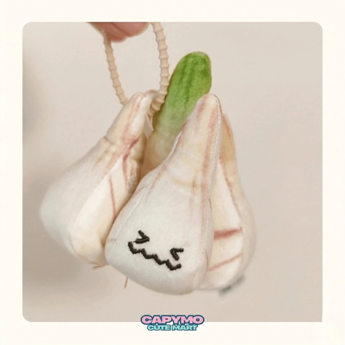 Gigi -The Garlic – Cute Garlic Plush Keychain